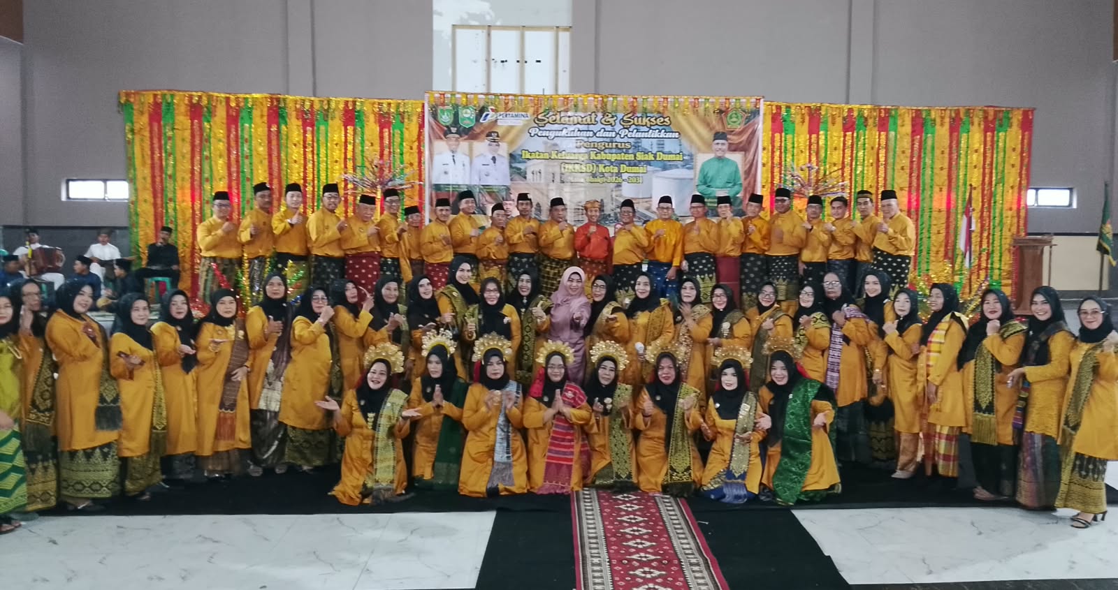 deskripsi gambar