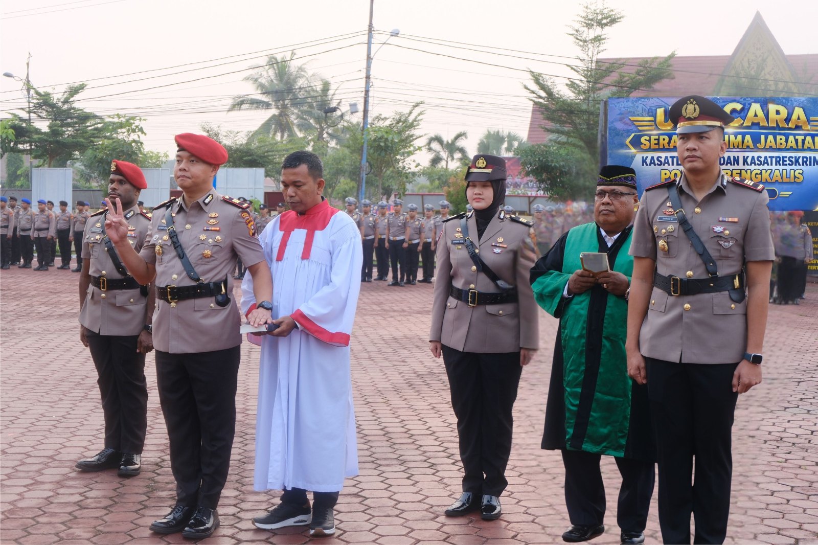 deskripsi gambar