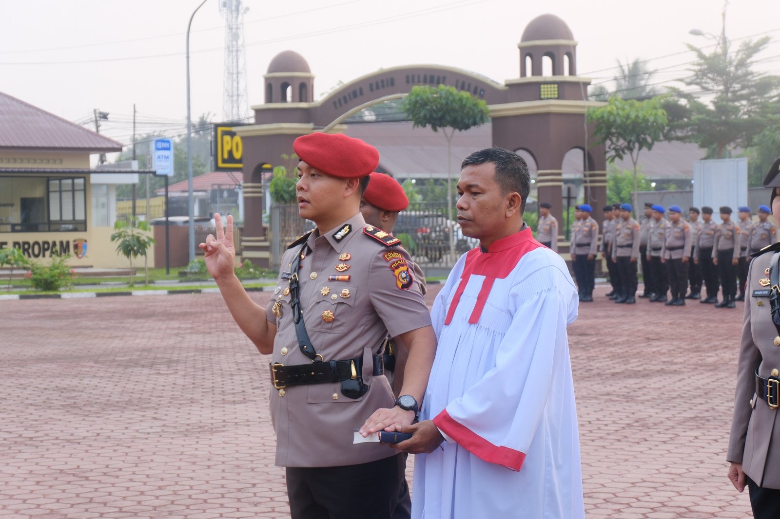 deskripsi gambar